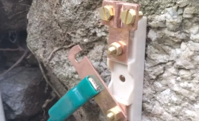 Installation d'une barrette de coupure et raccordement au tableau électrique 